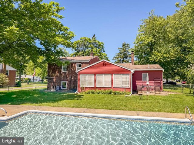 74 MEADOW LN, Richboro, PA 18954