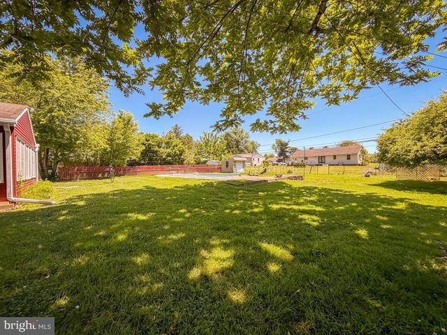 74 MEADOW LN, Richboro, PA 18954