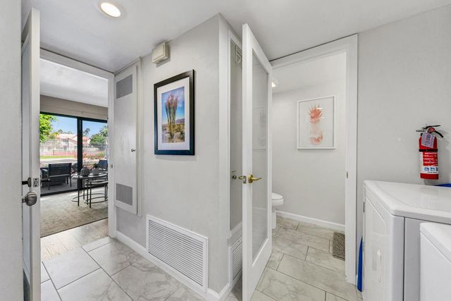 6025 Arroyo Road 7, Palm Springs, CA 92264