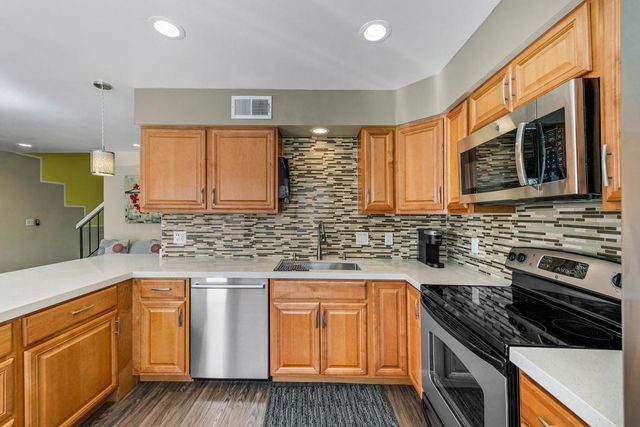 6025 Arroyo Road 7, Palm Springs, CA 92264