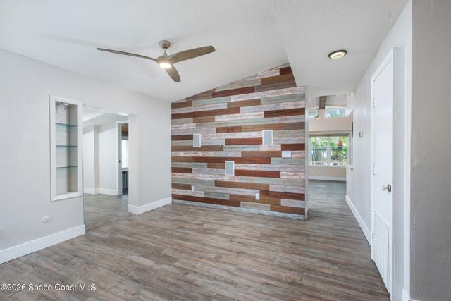 331 Avenida Del Sol Avenue, Indialantic, FL 32903