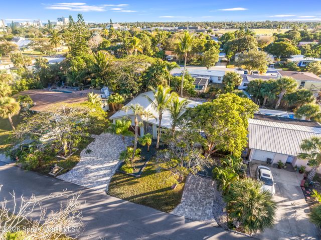 331 Avenida Del Sol Avenue, Indialantic, FL 32903