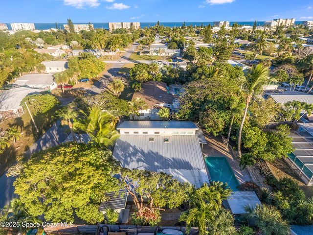 331 Avenida Del Sol Avenue, Indialantic, FL 32903