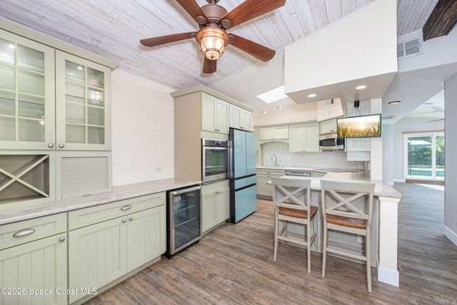 331 Avenida Del Sol Avenue, Indialantic, FL 32903