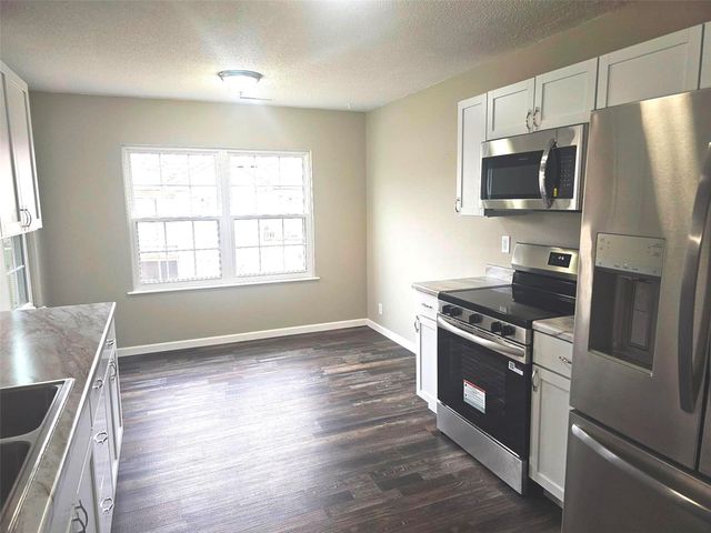 4113 Lexington Court NE C, Cedar Rapids, IA 52402