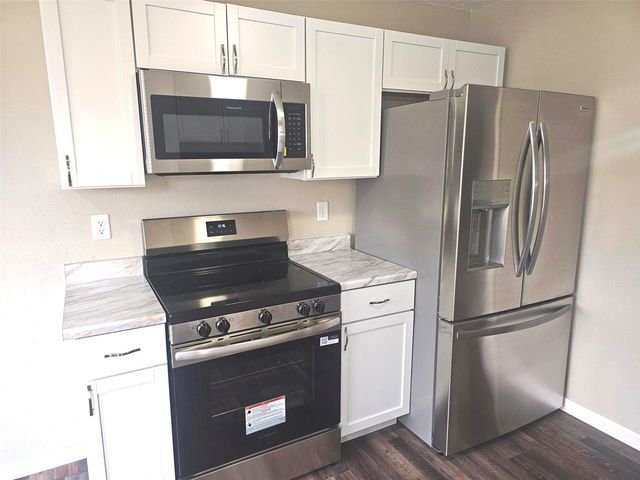 4113 Lexington Court NE C, Cedar Rapids, IA 52402