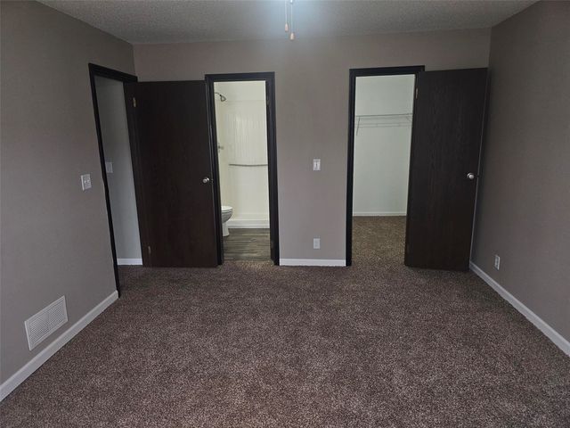 4113 Lexington Court NE C, Cedar Rapids, IA 52402