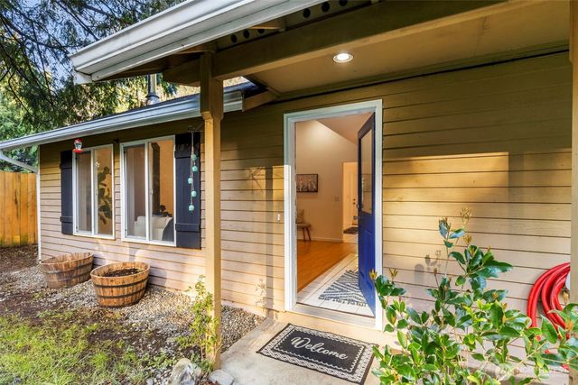 21930 Orca Drive NE, Poulsbo, WA 98370