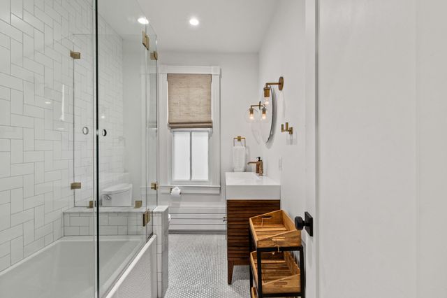 268 KING GEORGE ST, Annapolis, MD 21401
