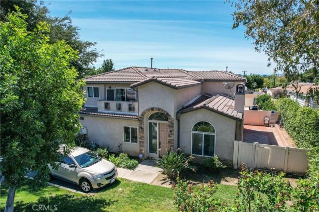 14661 oak road, Sylmar, CA 91342