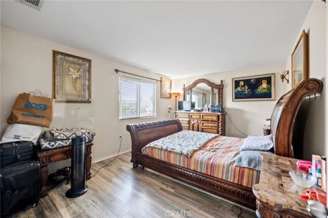 14661 oak road, Sylmar, CA 91342