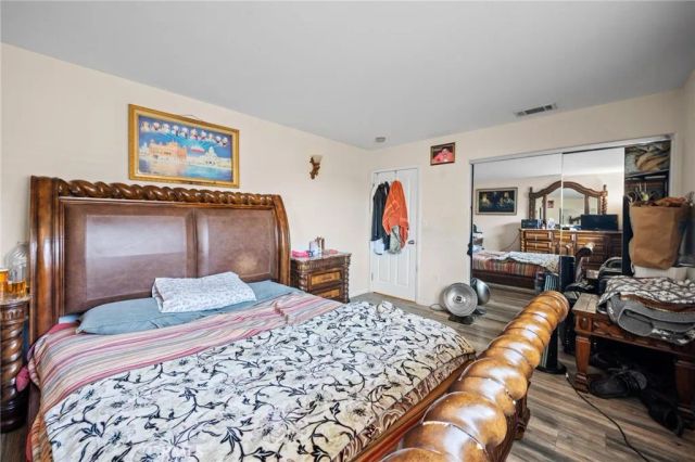 14661 oak road, Sylmar, CA 91342