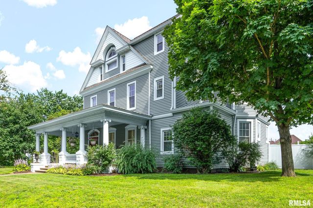 901 WASHINGTON Street, Pekin, IL 61554
