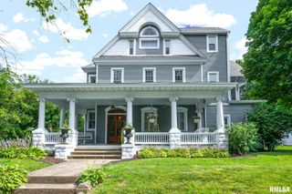 901 WASHINGTON Street, Pekin, IL 61554