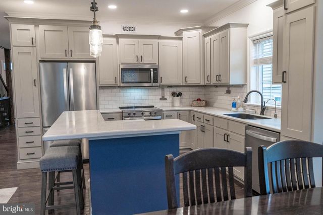 1922 EDINGTON PL, Lancaster, PA 17603