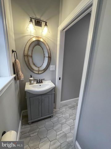 1922 EDINGTON PL, Lancaster, PA 17603