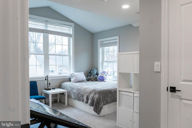 1922 EDINGTON PL, Lancaster, PA 17603