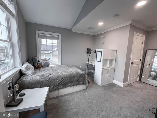 1922 EDINGTON PL, Lancaster, PA 17603