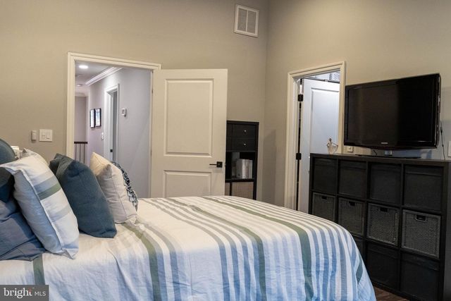 1922 EDINGTON PL, Lancaster, PA 17603