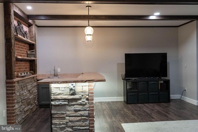 1922 EDINGTON PL, Lancaster, PA 17603