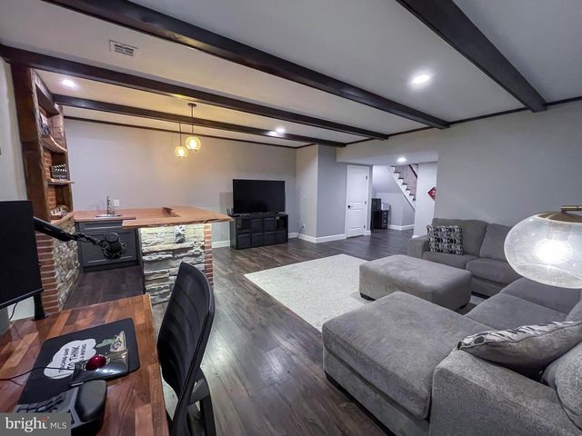 1922 EDINGTON PL, Lancaster, PA 17603