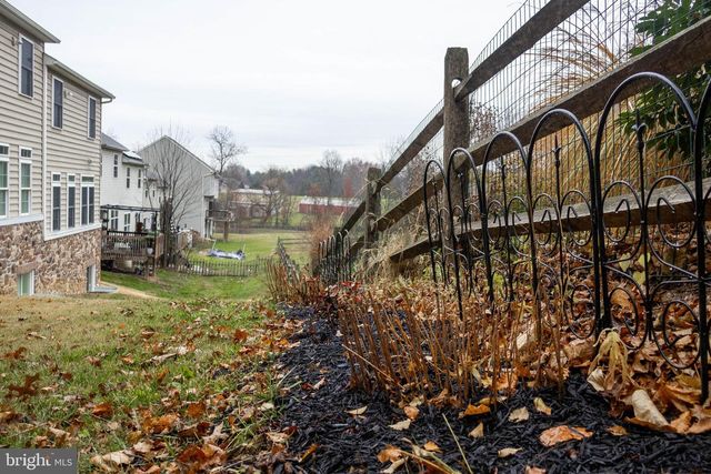 1922 EDINGTON PL, Lancaster, PA 17603