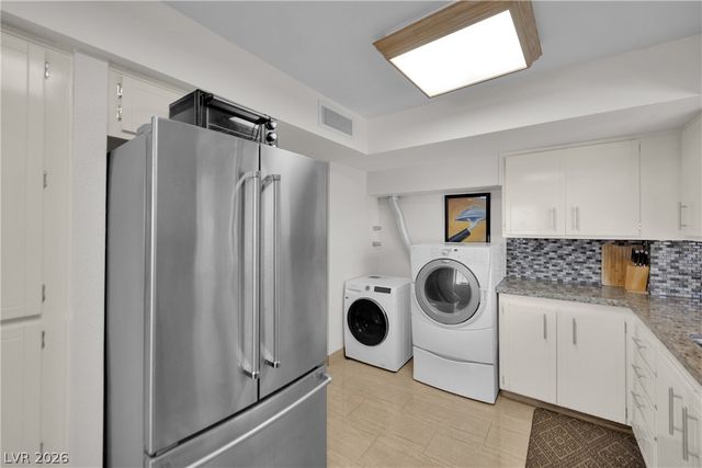 205 East Harmon Avenue 710, Las Vegas, NV 89169