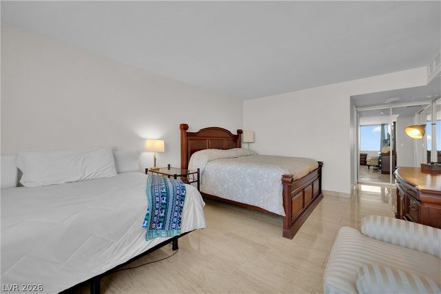 205 East Harmon Avenue 710, Las Vegas, NV 89169