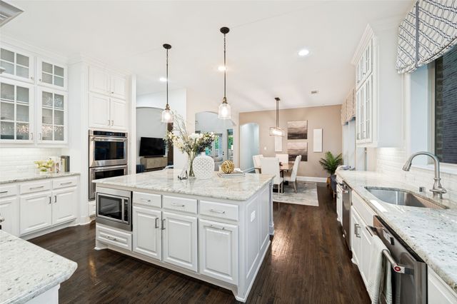 2812 Damsel Madison Lane, Lewisville, TX 75056