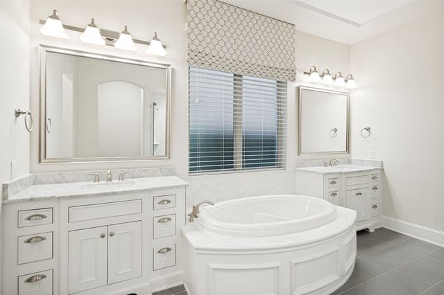 2812 Damsel Madison Lane, Lewisville, TX 75056
