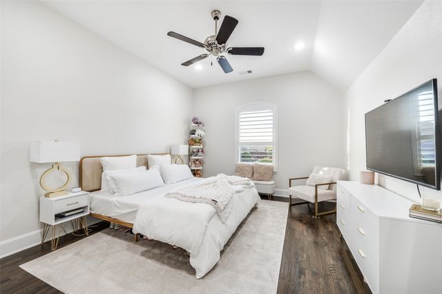 2812 Damsel Madison Lane, Lewisville, TX 75056