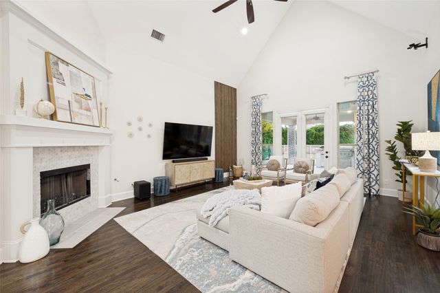 2812 Damsel Madison Lane, Lewisville, TX 75056