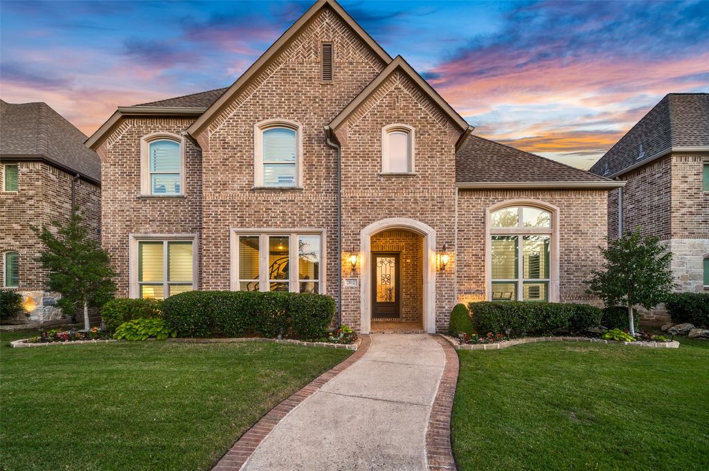 2812 Damsel Madison Lane, Lewisville, TX 75056