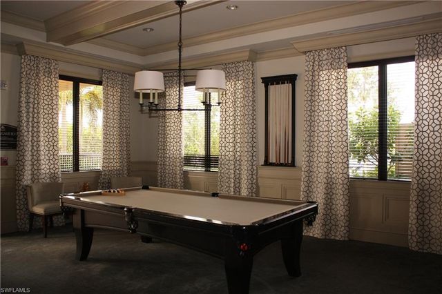 3326 Baltic DR, Naples, FL 34119