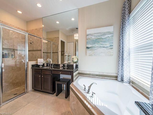 3326 Baltic DR, Naples, FL 34119