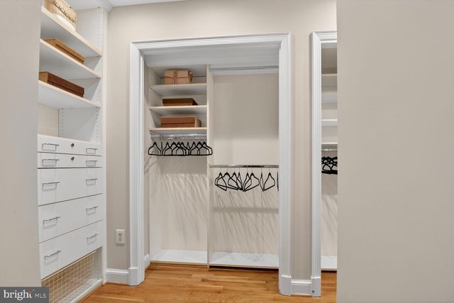 4383 WESTOVER PL NW, Washington, DC 20016
