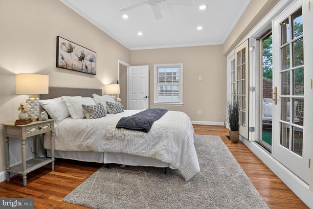 4383 WESTOVER PL NW, Washington, DC 20016