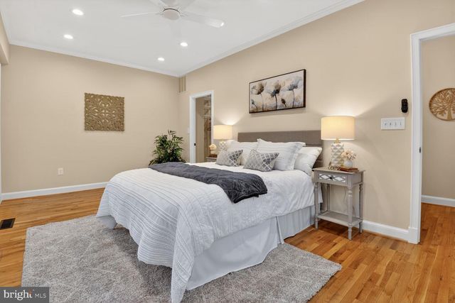 4383 WESTOVER PL NW, Washington, DC 20016