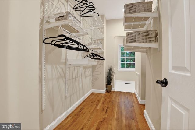 4383 WESTOVER PL NW, Washington, DC 20016