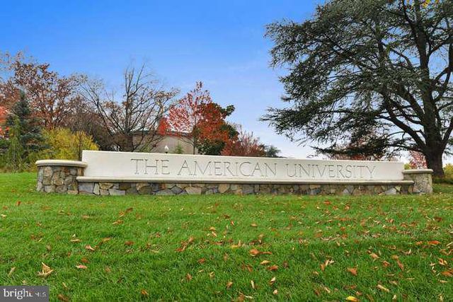 4383 WESTOVER PL NW, Washington, DC 20016