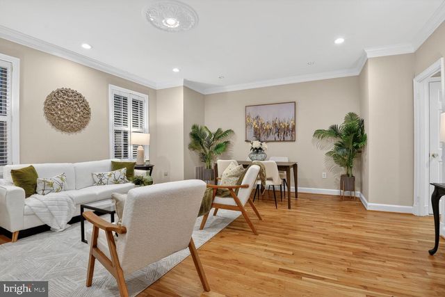 4383 WESTOVER PL NW, Washington, DC 20016