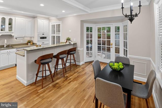 4383 WESTOVER PL NW, Washington, DC 20016