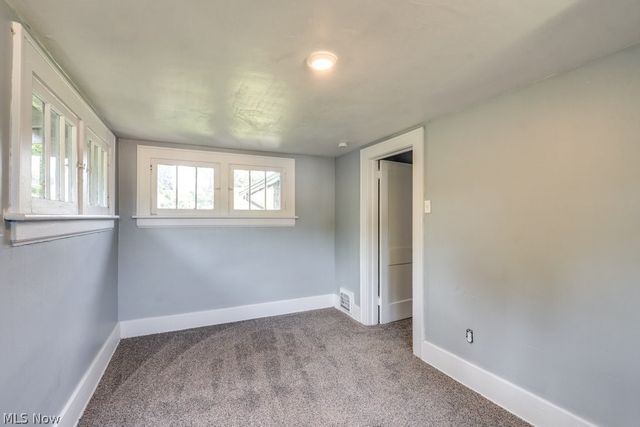 265 Madison Avenue, Akron, OH 44320