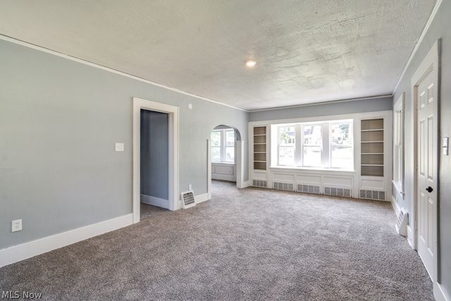 265 Madison Avenue, Akron, OH 44320