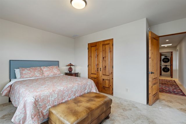 37 Old Road South, Lamy, NM 87540