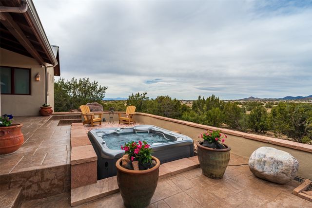 37 Old Road South, Lamy, NM 87540