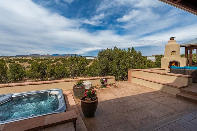 37 Old Road South, Lamy, NM 87540