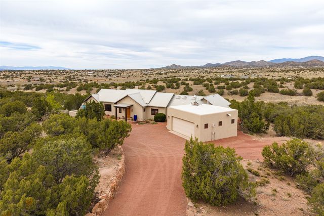 37 Old Road South, Lamy, NM 87540