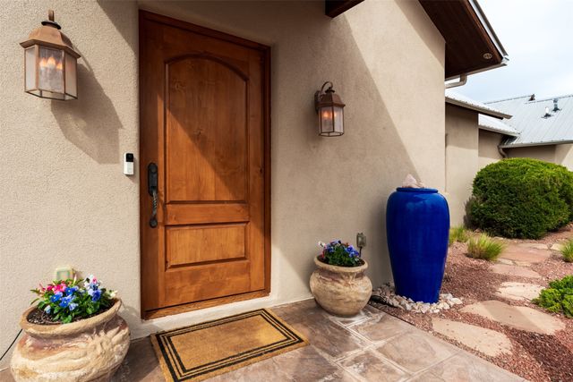 37 Old Road South, Lamy, NM 87540