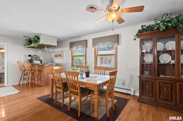 729 KENTON Boulevard, Taylorville, IL 62568